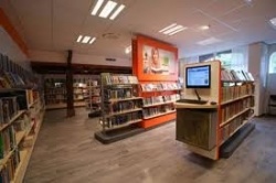 Bibliotheek De Lutte.jpg