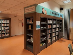 Foto bibliotheek in Halsteren-binnenzijde