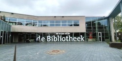 Foto bibliotheek in Hoogerheide-buitenzijde